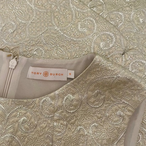 TORY BURCH Cathy Gold Jacquard Brocade Sleeveless Shell Top Blouse Size 10 - Picture 12 of 15